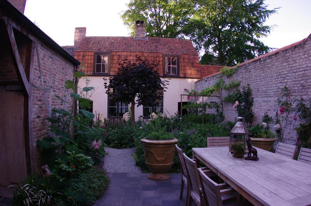 B&B Canal Deluxe Брюж Екстериор снимка