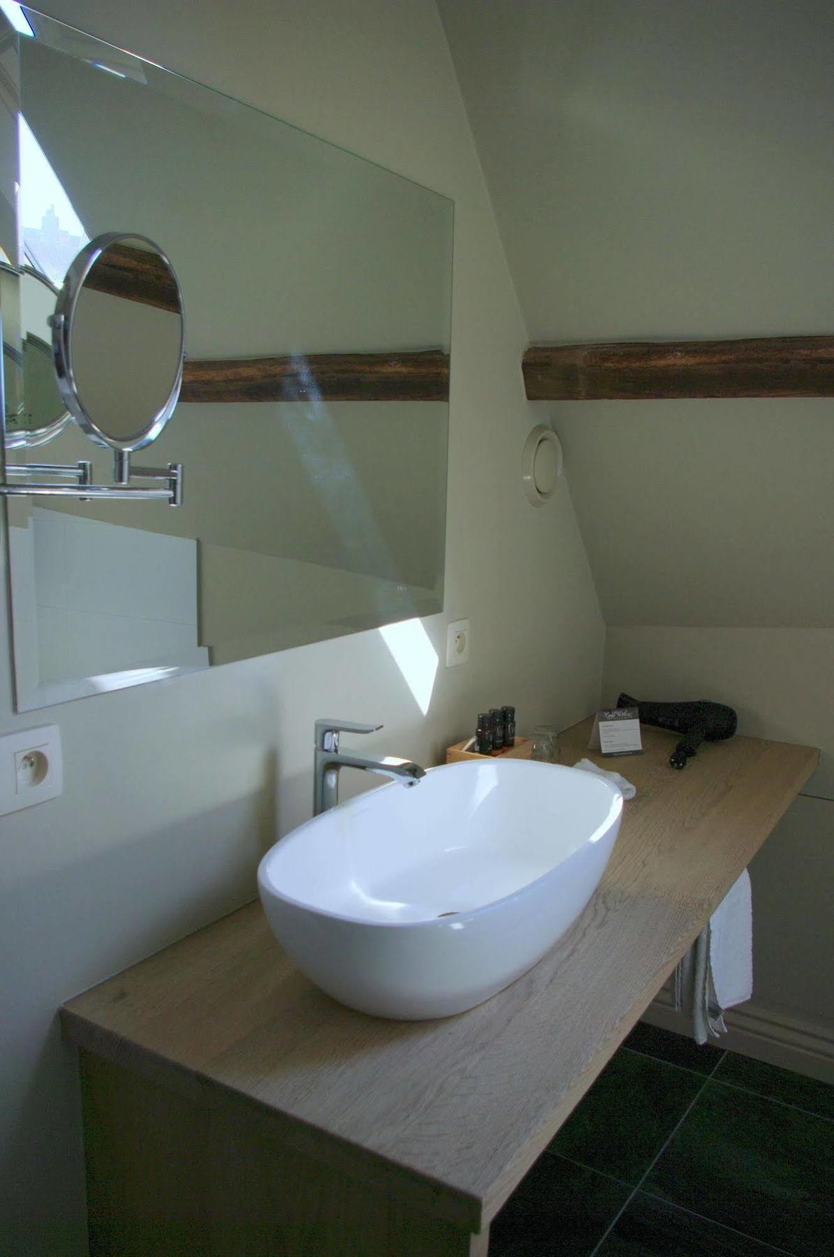 B&B Canal Deluxe Брюж Екстериор снимка